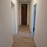 Share Apartment 192